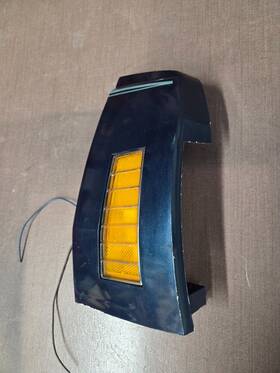 473680 Original Gm Chevrolet Very Nice 1979 Impala Rf Fender Extension And Marker Lamp