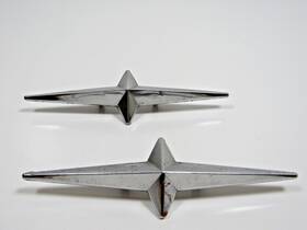 518658 Pontiac Original Pair Chrome Star Moldings Emblems Fender Skirt For 1954-1958 A2