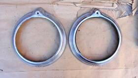 5932754 Pontiac 1946 1947 1948 Headlight Bezels / Rings Original Gm Pair 1942