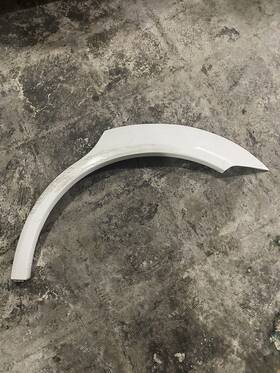 75654-01020 Pontiac 2003-2004-2005-06-07-2008 Vibe Rear Quarter Flare Molding Trim Left Oem