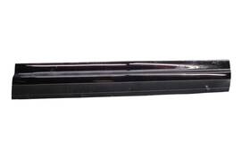 7p5837788 Porsche 11-18 Cayenne 958 Front Right Side Lower Door Molding Trim Oem