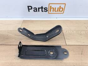 99150355800 Porsche 2018 Cayman 718 Oem Front Right Side Fender Bracket Set Of 2 #8282