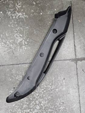 9j1854777 Porsche Taycan Driver Door Molding