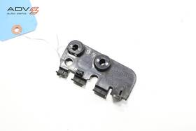 9y0853648b Porsche 19-25 Cayenne Front Right Passenger Side Door Lower Molding Bracket Oem