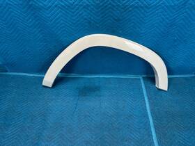 5yl26tzzad Ram 1500 Front Passengers Side Fender Flare Moulding White Pwd 2019-2024 Oem