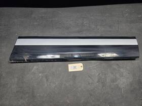 Lr178280 Rover Front Right Door Lower Molding 2018 Range Velar 2019 - 2022 X