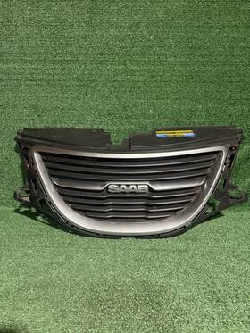 12844201 Saab Damaged 2010-2011 9-5 Front Radiator Grille Grill Assembly Oem