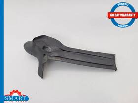 15951989 Saturn Sky Pontiac Solstice Rear Quarter Tulip Panel Weather Strip Left 06-09