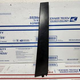 22695098 Saturn 02-07 Vue Front Left Driver Door Exterior B Pillar Trim Panel Oem
