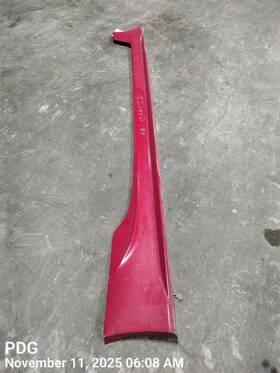 Scion 189.sc1c13 Right Red Rocker Panel Moulding Oem 2013 Fr-s