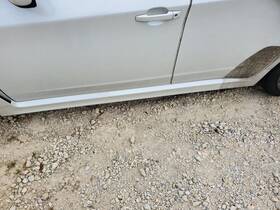 189.su1m13 Subaru 2013 Impreza Wrx Oem Pair Hatch Rocker Panel Moulding Has Wear White