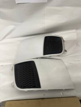57731fg310 Subaru 2011-2014 Impreza Wrx Sti Pair Fog Light Trim Cover Bezel Bumper Oem Pwht