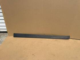 1035120-00-e Tesla 2016-2020 Model X Right Front Door Molding Trim Oem