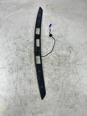 1035370-00-d Tesla 1035370-00-e Oem 16-20 Model X Rear Liftgate Trim Garnish Molding Camera