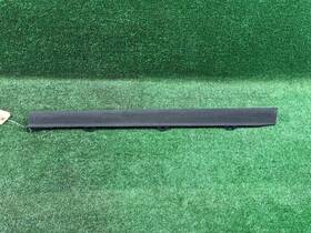 1051556-04-b Tesla 2016-2024 Model X Passenger Right Side Falcon Door Mid Gap Hider Oem