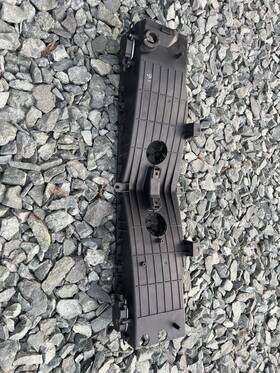 1058074-00-b Tesla Model S Front Center Air Vent Shutter 2016 2017 2018 2019 2020 1058074-00b