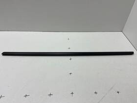 1495712-00-c Tesla 1495722-00-b Model Y Rear Left Driver Door Window Belt Molding Oem