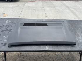 1564260-00-c Tesla Model S Plaid 2021-2024 Oem Underhood Rear Apron