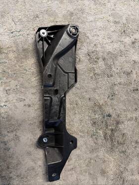 1614339-00-a Tesla Model X Grab Handle Bracket Right Passenger 2021 2022 2023