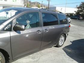 189.to1q14 Toyota Sienna 2014 Rocker Panel Moulding 97429