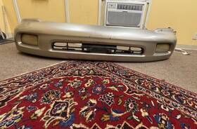 52119-60190 Toyota 1998-2002 Land Cruiser Oem Front Bumper Cover. 60912 60913