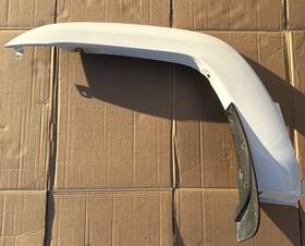 53088-35120 Toyota 03-05 4runner Front Fender Flare Moulding Driver Left Oem White