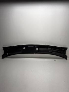 55781-47050 Toyota 2004-2009 Prius Cowl Molding Windshield Cover Oem