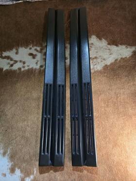 62905-89102 Toyota 84-88 Pickup Extra Cab Extended B Pillar Vent Trim Pair Oem Nice
