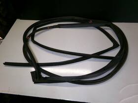 67871-47020 Toyota Rear Right Door Weather Strip Seal Gasket 2pcs 04-09 Prius