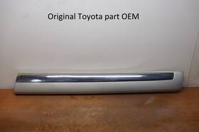 75071-60120 Toyota 75071-60120/30 2013 2014 2015 Land Cruiser Front Rh Side Molding Oem