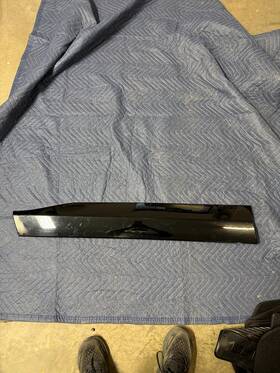 75074-42050-c0 Toyota 2019 2024 Rav4 Left Front Side Door Rocker Molding Trim Pearl Oem