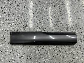 Toyota 75075-0e030 2010-2013 Highlander Door Molding Rear Right Lower Trim Oem