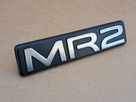 75471-17070 Toyota 91-93 Mr2 Mr-2 Oem Rear Center Taillight Finish Panel Emblem Chrome