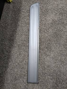 75741-oc030 Toyota 01-07 Sequoia Right Passenger Rear Door Side Molding Genuine Oem - Silver