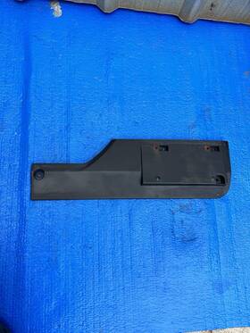 75803-35010 Toyota 2007-2010 Fj Cruiser Back Gate Passenger Lower Trim Moulding