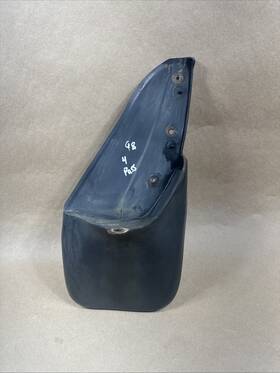 76625-35040 Toyota 96-02 4runner Sr5 Right Mud Flap Splash Guard Molding Oem