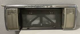 76811-89102 Toyota 1990-1995 4runner Tailgate Chrome License Plate Frame Trim Oem Complete