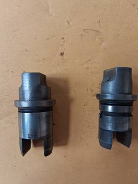 70-5861 Triumph 70-6851 650 Tappet Guide Blocks 1966 - 68. 70-4676 Bonneville Trophy