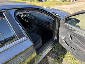 139.vw1h19 Volkswagen 2019-2024 Jetta Right Passenger Side A-pillar Gray
