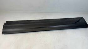 Volkswagen 2g0853853d 2022-2024 Taos Front Left Lower Door Molding Oem