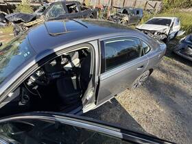 561809835a Volkswagen 2020-2022 Passat Left Driver Side Rocker With Post Gray