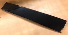 5n0.837.902 Volkswagen 2011 Tiguan Vertical Door Window Moulding Passenger Front