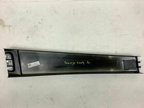 7l6853318d Volkswagen Touareg 2004 Front Right Passenger Side B Pillar Molding Trim Factory