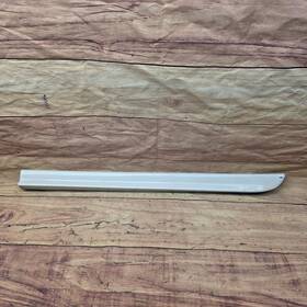 Volvo 30698452 2003-2012 Xc90 Rear Left Lower Door Trim Molding Driver Side Oem