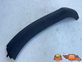 31448943 Volvo 2015-2018 V60 Cross Country Rear Left Wheel Flare Molding Oem