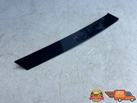 31448959 Volvo 2019-2025 Xc40 Rear Left Side Quarter Panel C Pillar Trim Molding Oem