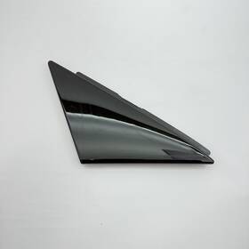 31469403 Volvo 2019 - 2025 S60 Front Right Passenger Side Door Corner Molding Cover Oem