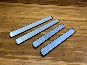 39846949 Volvo 2018-2025 S90 T5 Rear And Front Sill Plate Metal Inserts Set Of 4 Oem Note