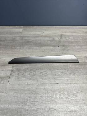 5c6-867-450-82v Vw Oem Volkswagen 2011-2018 Jetta Rear Right Trim Molding