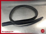 04-10 Bmw E64 M6 650I Front Left Lower Door Rubber Weatherstrip Seal Gasket. Fixed Price $26.24.